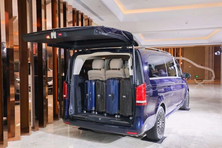 Hire van from Hong Kong to Shenzhen