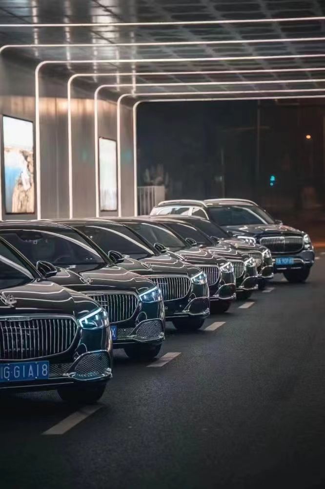 Luxury Car hire in Shenzhen